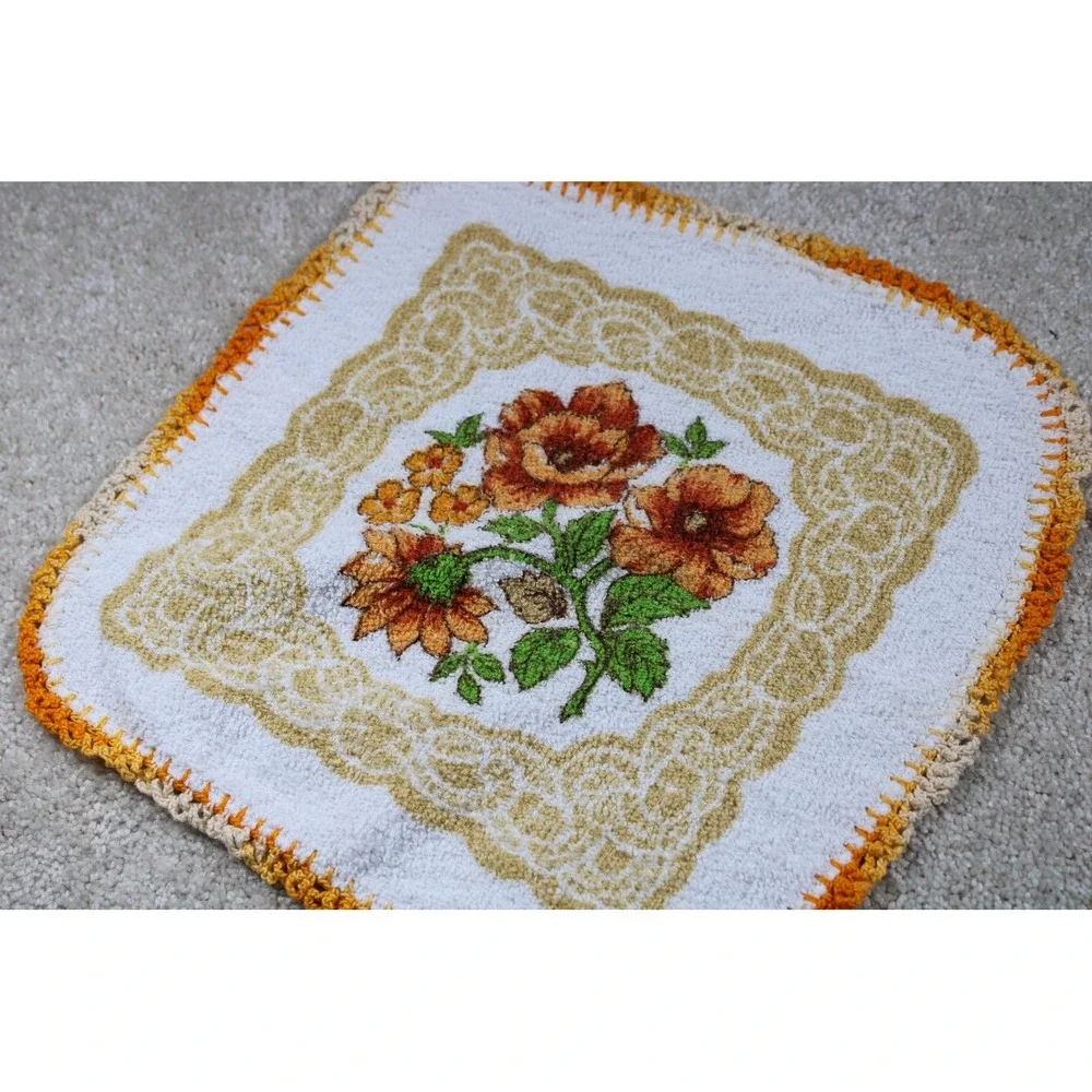 Vintage Handmade Crochet Edge‎ Washcloths Set of 2 Floral 12in Bathroom Towels